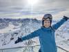 Evelyn Schwob beim Skifahren in den Bergen als Ausgleich zum Berufsalltag